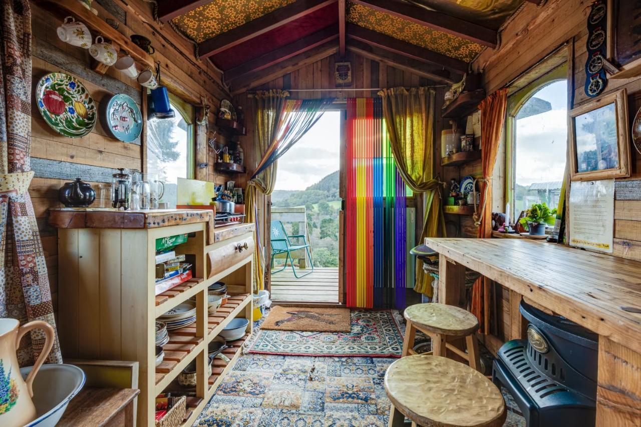 2 X Double Bed Glamping Wagon In Dalby Forest سكرابورو المظهر الخارجي الصورة